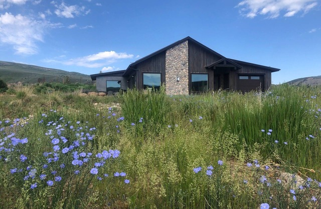 Luxury Green Building Mountain Home