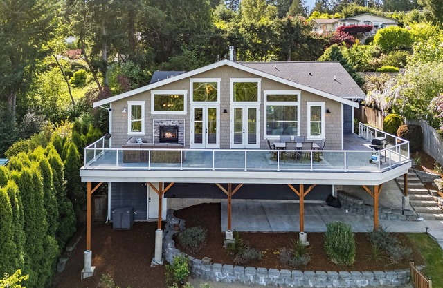 Charming 4-bedroom house in Beautiful in Gig Harbor
