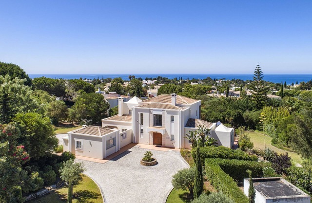Villa Pleiades - Luxuriöse Villa mit beheizbarem Pool