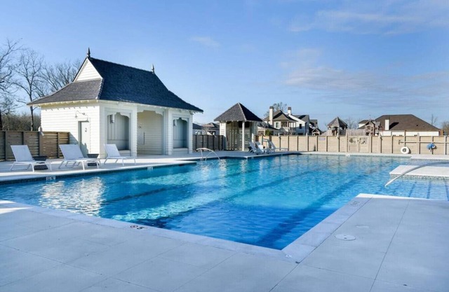Luxury home by L’Auberge & LSU! Safe & comfortable