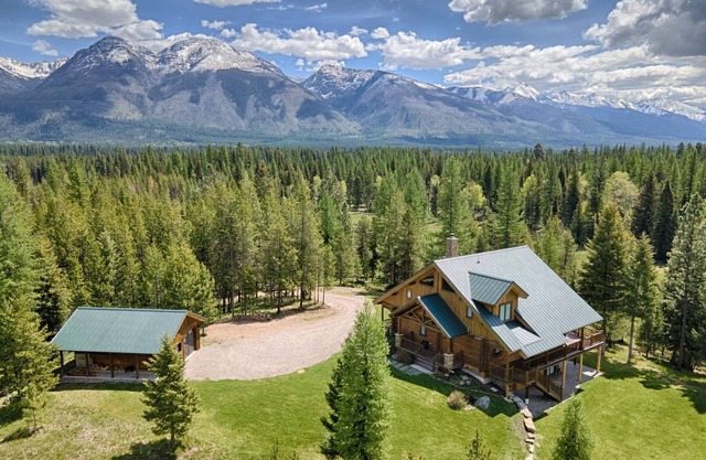 Luxury Home with Amazing Mission & Swan Mtn Views!