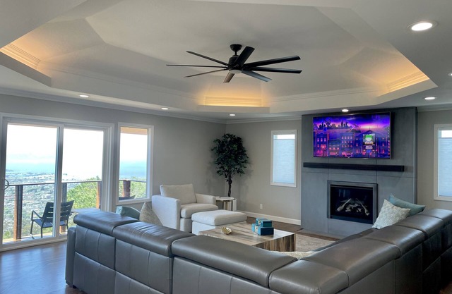 Luxury Home With Dramatic bay Views
