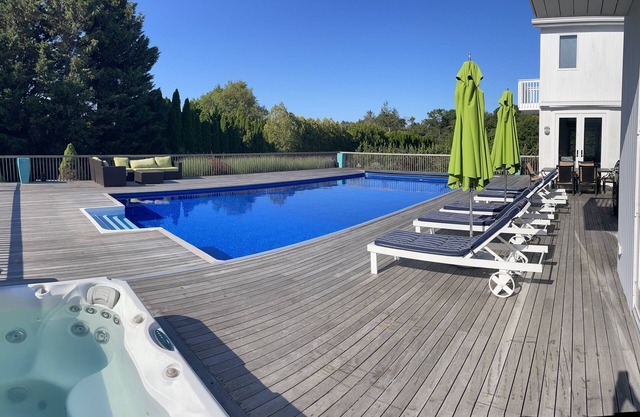 Luxury Home mit privatem Tennis, Basketball, Pool & Whirlpool