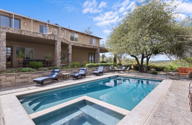Luxury Living In Templeton Wine Country. Sleeps 16
