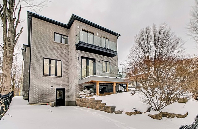 Luxury lake & Ravine view 2 bed Suit (b) 2025 built