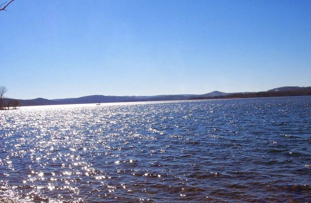 Luxury Lakefront, 1750 sq. Ft, 3/2 One Level Condo ohne Stufen in der Nähe von ~ SDC ~