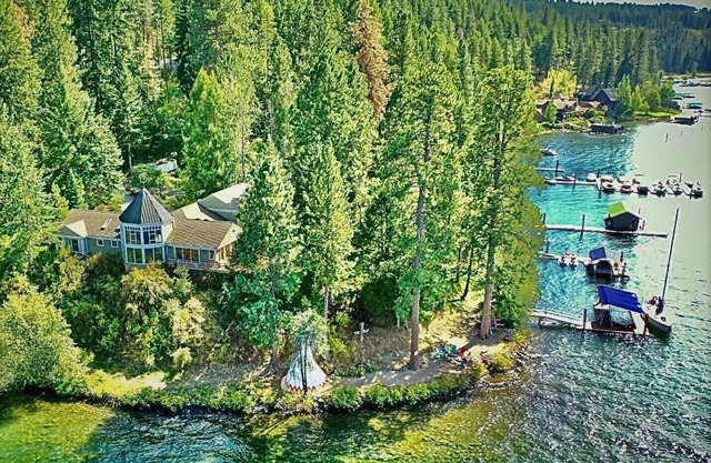 * Kidd Island Point *