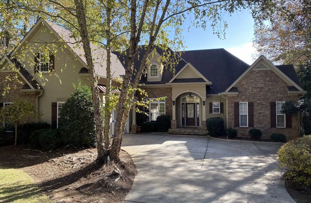 Luxury Lakehouse on Lake Oconee!