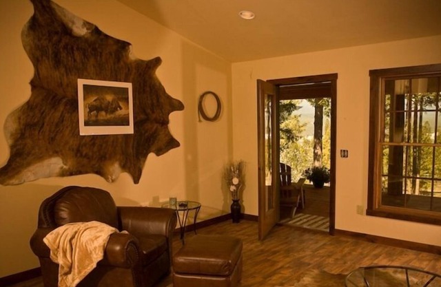 Luxury Lakeview Cabin, Lake Koocanusa Dock & Beach-2 Minutes