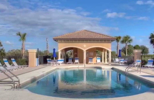 IMMACULATE LUXURY SEEVIEW CONDO - LESEN SIE UNSERE BEWERTUNGEN, BEVOR SIE WÄHLEN!