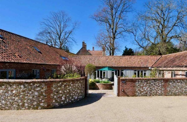 Luxury Large Barn Close to North Norfolk Beaches