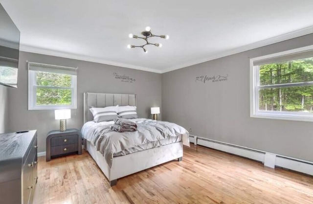 Luxury Living and Lush Grounds: Your Private Oasis!