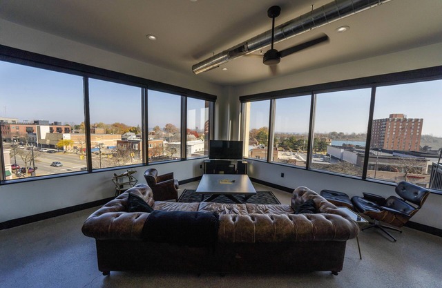 Luxury loft in the heart of Downtown Wyandotte