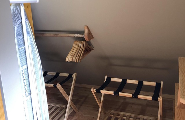 Luxury Loft - Quiet rural setting - 5 min from the beach!