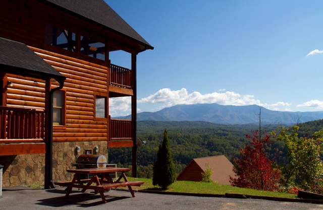 Luxus-Blockhaus mit Million Dollar Panorama Smokey Mountain Views