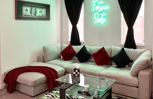 Luxury-Lucky Fortuna Suite