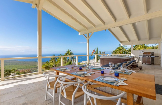 Luxus-Haus mit herrlichem Meerblick über Kealakekua Bay - Big Lanai mit Whirlpool