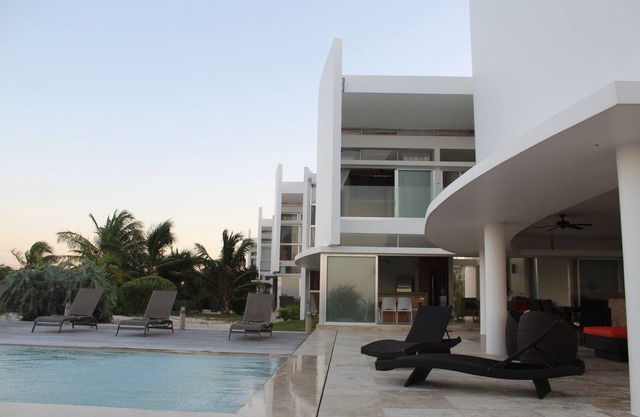 EXKLUSIVES HAUPTHAUS "LAS VELAS" VILLEN