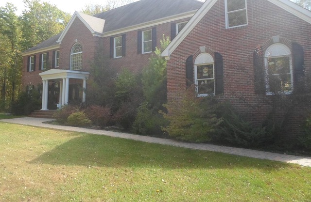 Luxury mansion 6600 sq. ft., 7 bdrm,1.3 acre, 5 min Princeton Univ ,