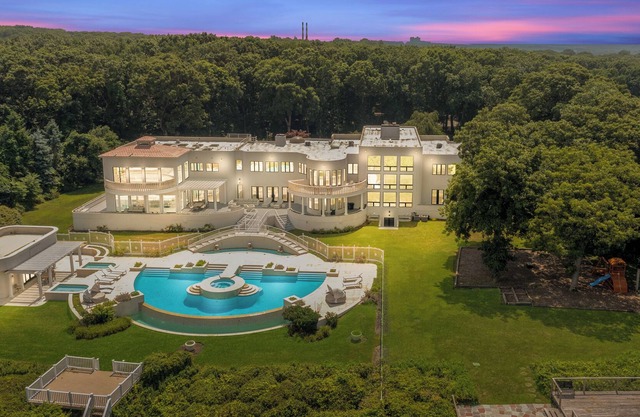 Luxury Mega Mansion