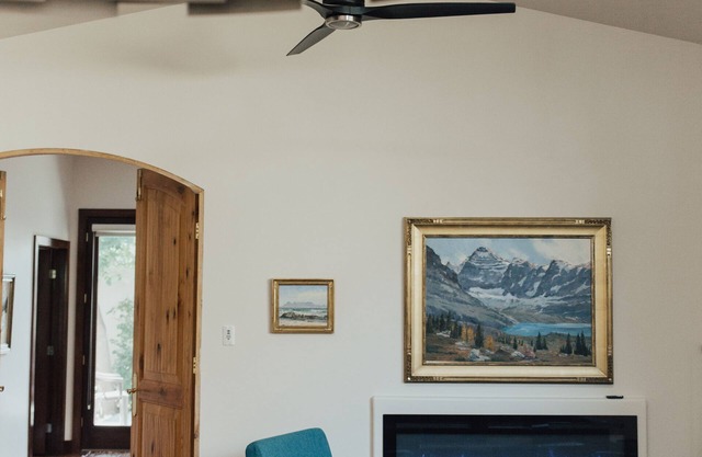 Luxury Midtown Family Condo