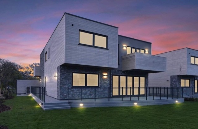 Luxury Modern Home with Sea Views - Sleeps 8