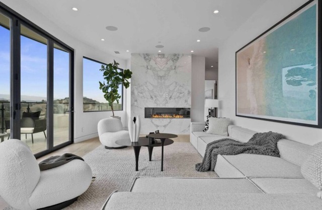 Luxury modern private retreat