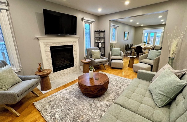 Modern 4BR Home | Fully Equipped