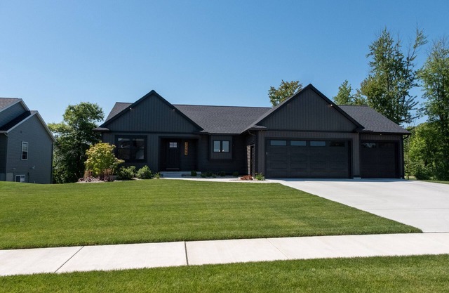 Luxury Monthly Furnished Home