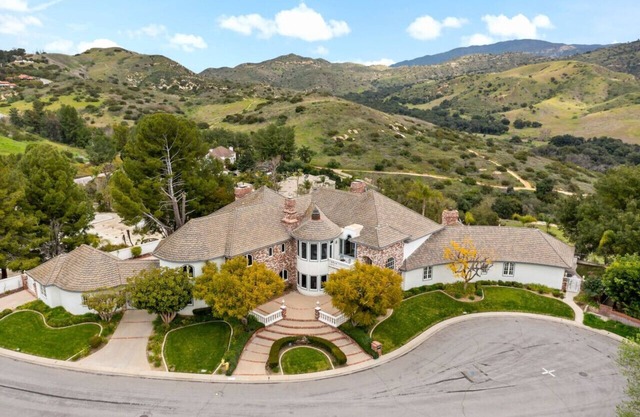 Luxury Oasis w/ Panoramic Views