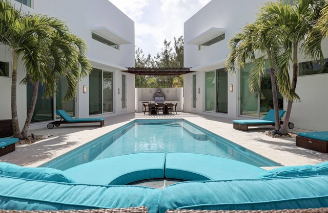 Luxuriöse Ocean Pool Villa mit privatem Gartenhof und Pool in Great Exuma