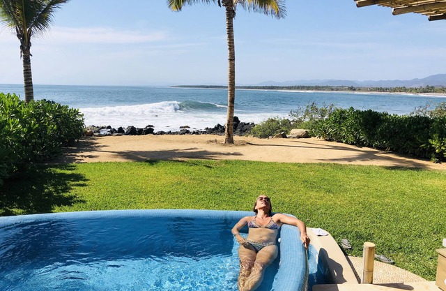 Luxury Oceanfront Condo bei Surf Break, Prvt. Tauchbecken, atemberaubende Sonnenuntergänge