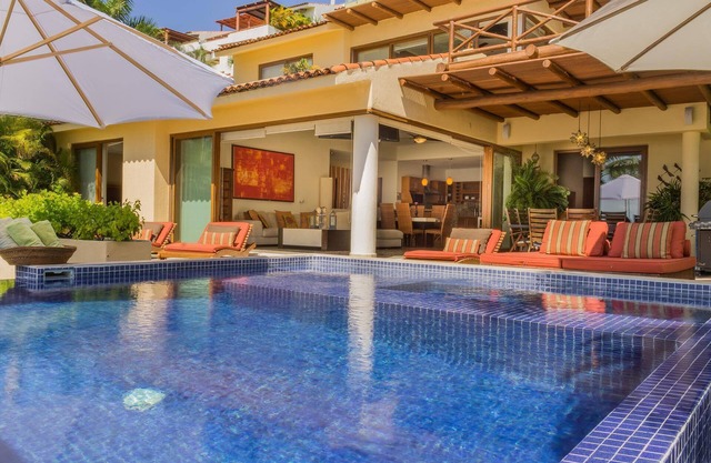 Luxus-Villa am Meer in Punta Esmeralda mit herrlichem Blick!
