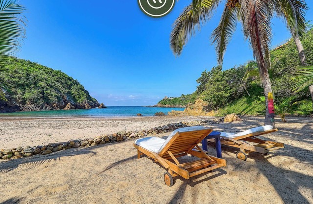 Luxury Oceanfront Villa - Private Pool -Temazacal