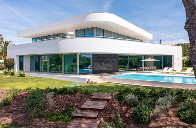 Villa with free Wi-Fi | Private Heated Pool | Gym access | Concierge service | near beach, restaurants, Spa, driving range [LUX MARE I]
