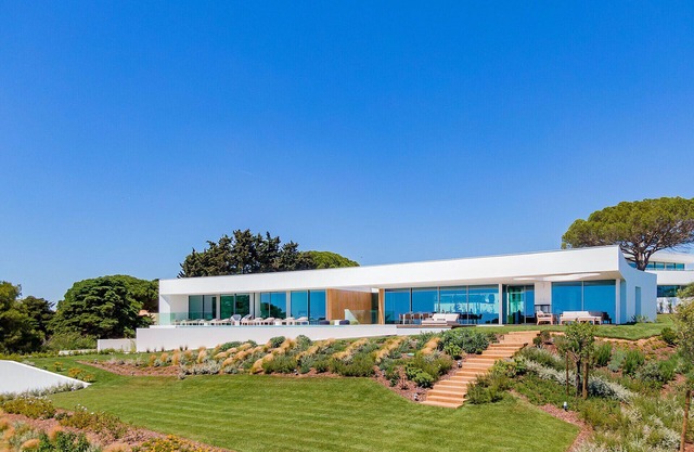 Villa with free Wi-Fi | Private Heated Pool | Cinema Room| Fitness Room | Pool Table | Concierge service | near beach, restaurants, Spa, driving range [LUX MARE II]