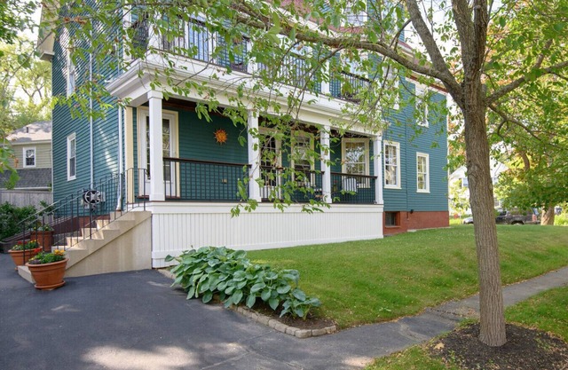 Luxury on Back Cove - Three Gables