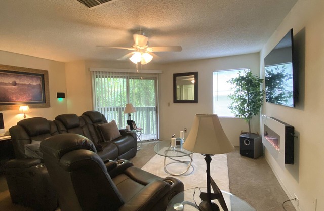 Luxury one bedroom at paradise island