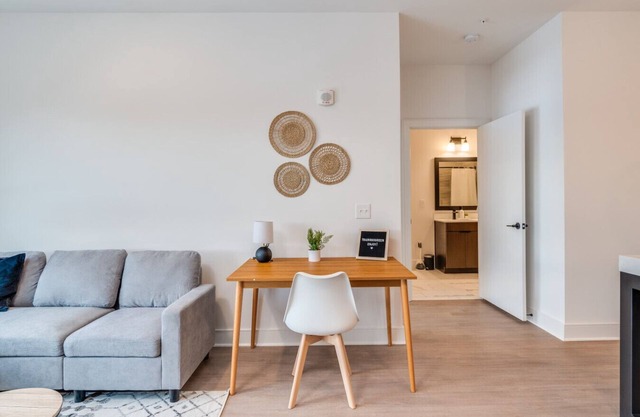Luxury OTR Condo w/ Pool, Gym & Rooftop