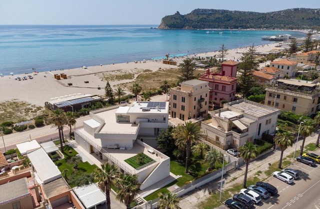 Luxury Poetto Apartments