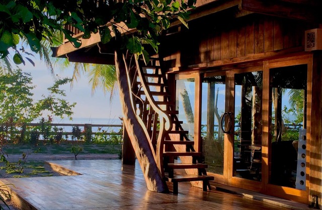 Privates privates Strandfronthaus, Indonesien