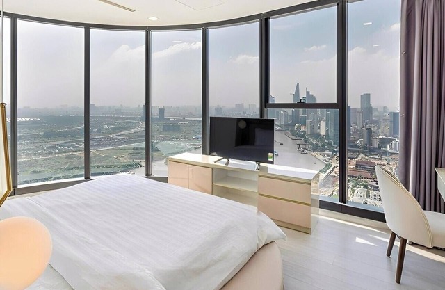 Luxury Radison at Landmark 81 Vinhomes