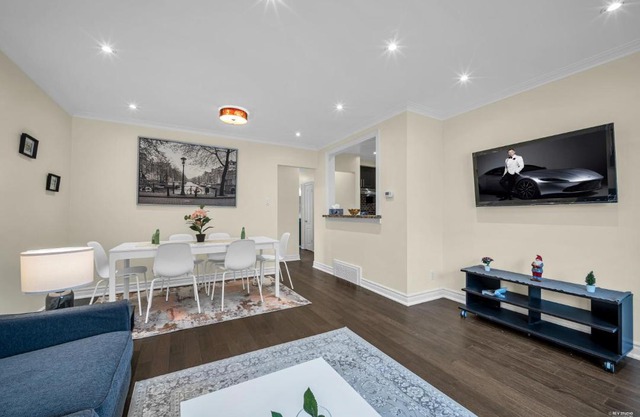 Luxury Renovated House in Prime Location with Parking