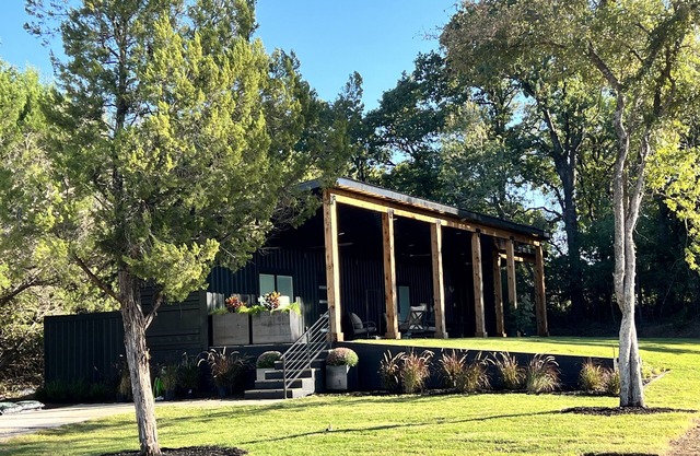 🌟 Luxury Retreat on 2 Acres - Just 25 Minutes West of Downtown Fort Worth! 🌟