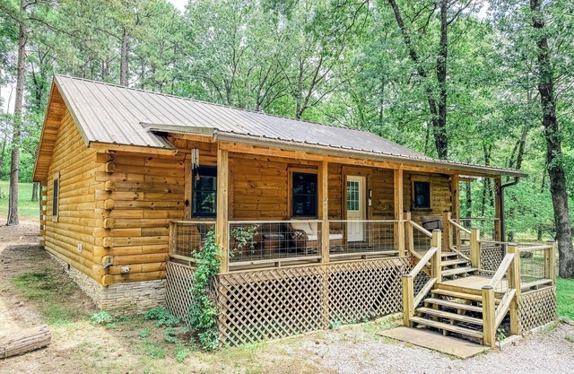 Luxury Retreat, Private Hot Tub, Romantic Getaway