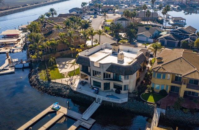 Luxury Retreat with Waterfront View Delta Access
