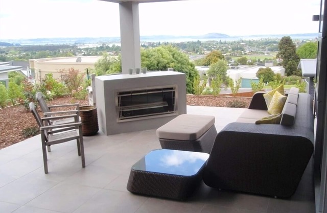 Executive-Haus mit Seeblick