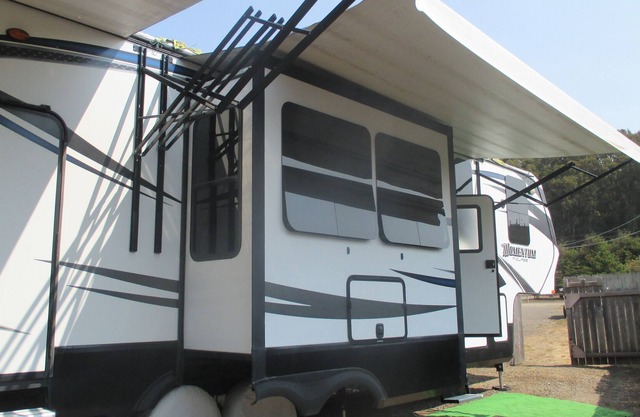 Luxury RV 1/4 mile from the beach and MacKerricher State Park.