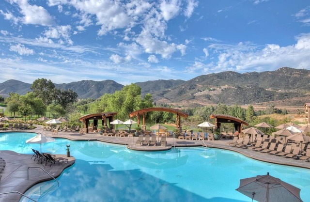 Luxury San Diego Resort - 1 or 2 bedrooms. Most Weeks Available