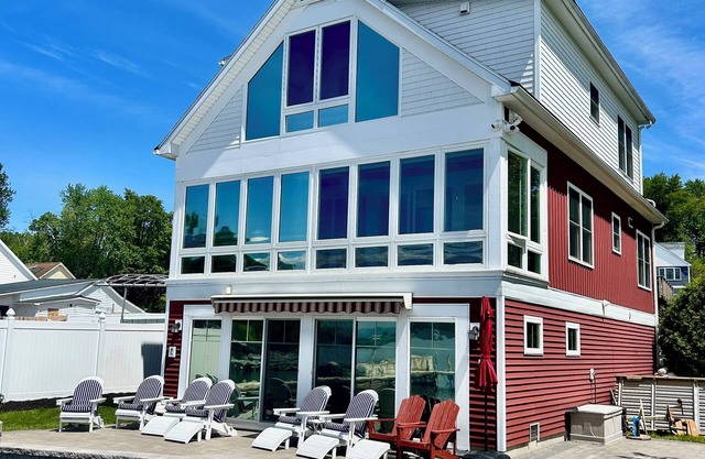 Luxury Saratoga Lakefront 3 Bedroom Retreat with Private Dock & Stunning Views